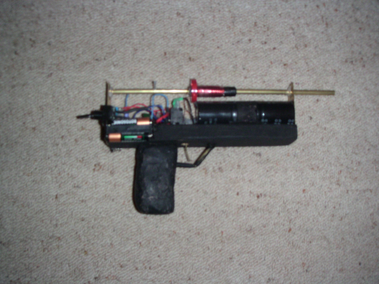 Индукционный пистолет Mk I
