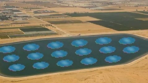Система AQUASUN: панели солнечных батарей, плавающие на поверхности водоема