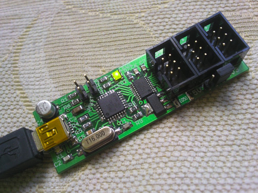 USBTiny-MkII SLIM programmer.