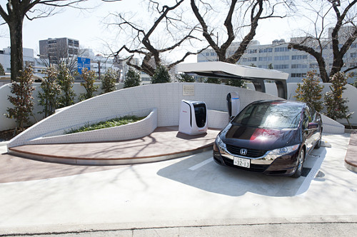 Honda - Hydrogen Station & FCX Clarity