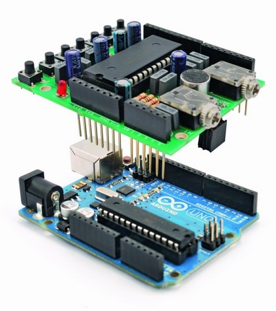 Подключение платы расширения Voice Shield к Arduino