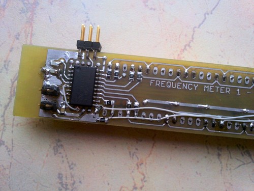 Attiny2313 microcontroller, ISP-6 connector and wire connections