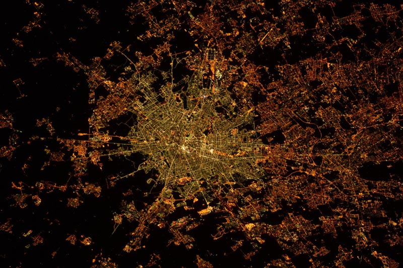 ические снимки городов, сделанные астронавтами, выявляют проблемы светодиодного освещения