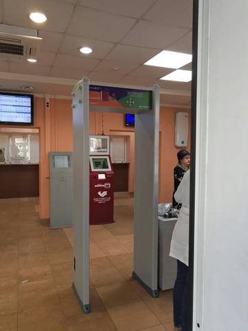 Арочные металлодетекторы