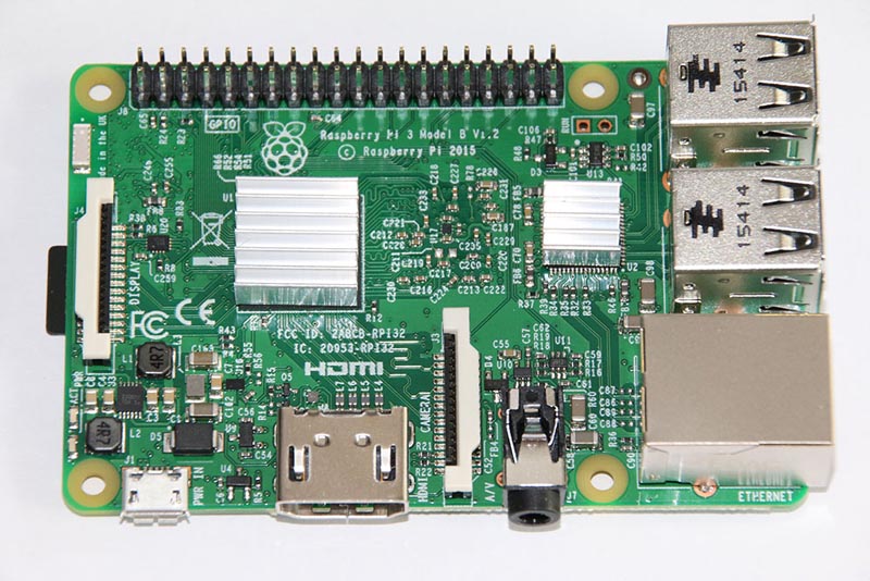 Настраиваем Raspberry Pi 3 и программируем светофор