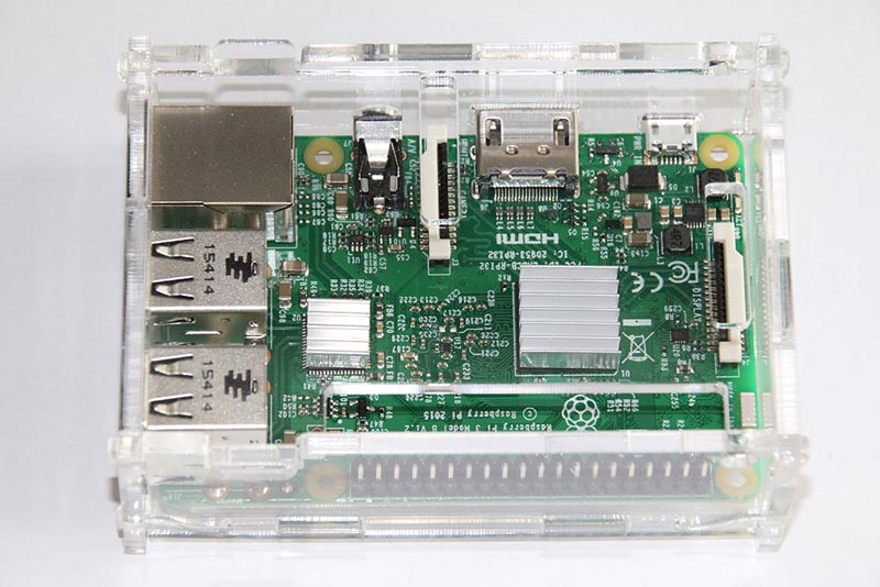 Настраиваем Raspberry Pi 3 и программируем светофор