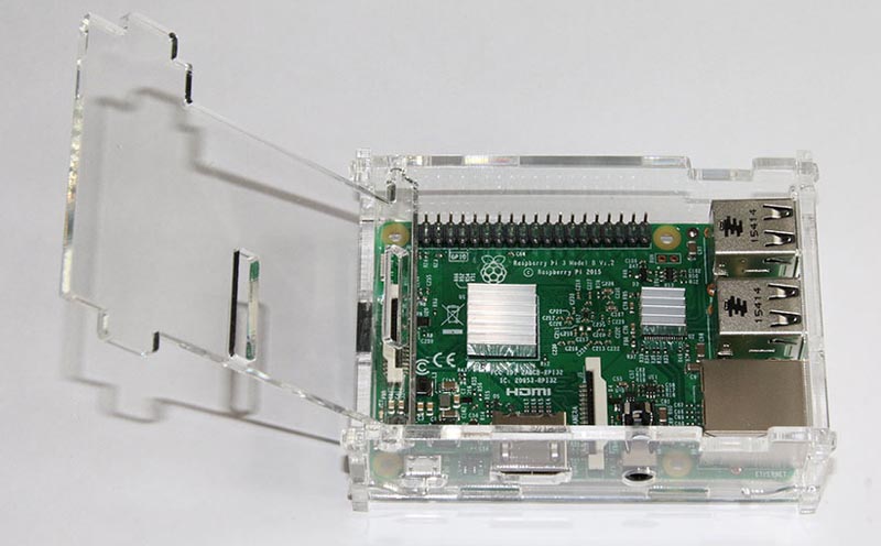 Настраиваем Raspberry Pi 3 и программируем светофор