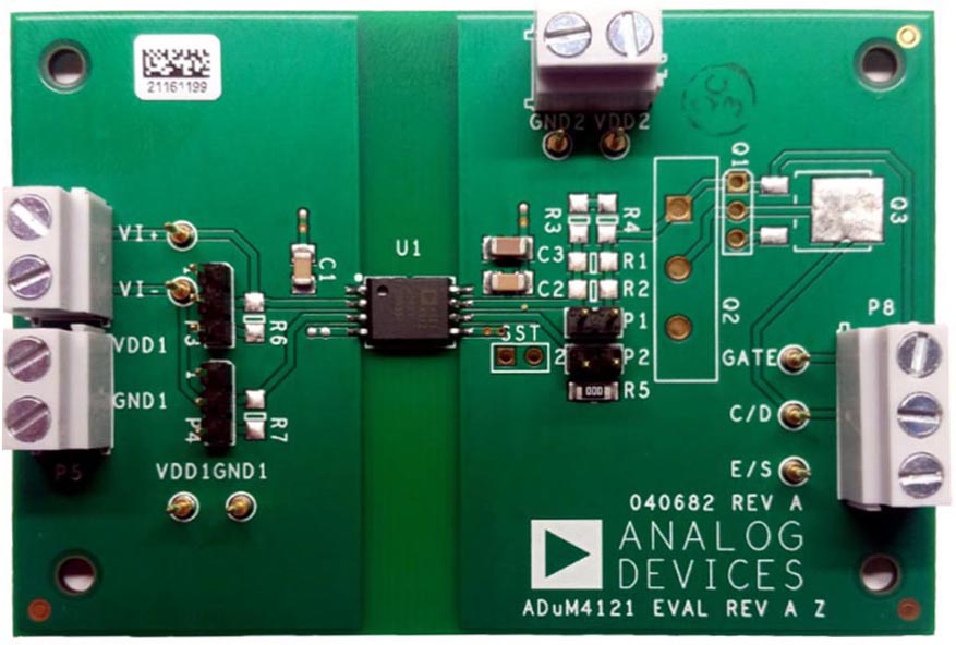 The EVAL-ADuM4121EBZ evaluation board