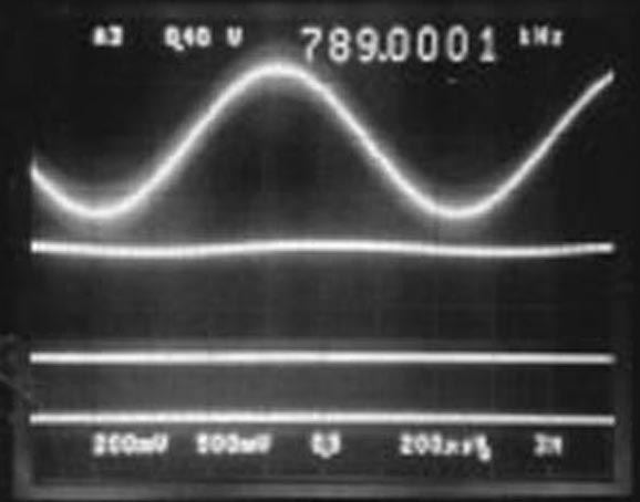 Notch filter autotunes for audio applications