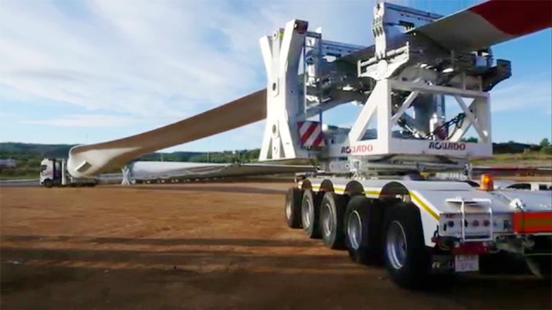 Как перевозят 27-тонные лопасти ветряных турбин