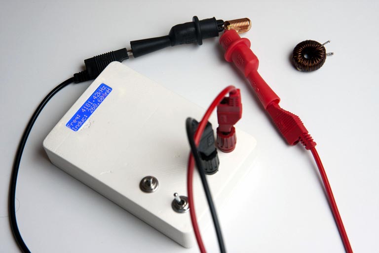 Stand-alone Inductance Meter on PIC16F1936