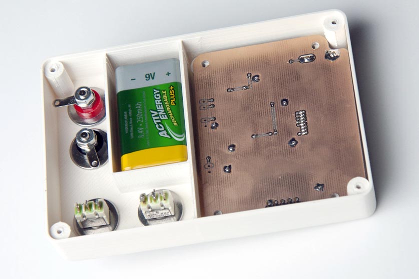 Stand-alone Inductance Meter on PIC16F1936