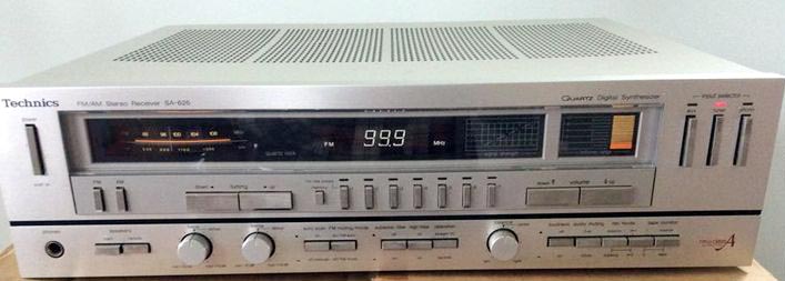 AV ресивер Technics SA-626.