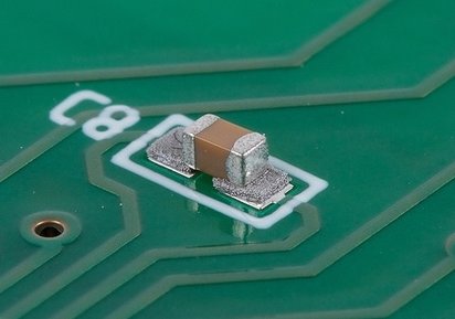 Процесс сборки печатных плат на фабрике PCBWay