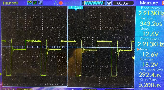 Форма сигнала на стоке MOSFET Q3.