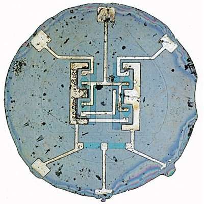 The first type 'F' flip-flop fit into a TO-18 can. (Image courtesy of Fairchild Camera & Instrument Corp. and the Computer History Museum.)