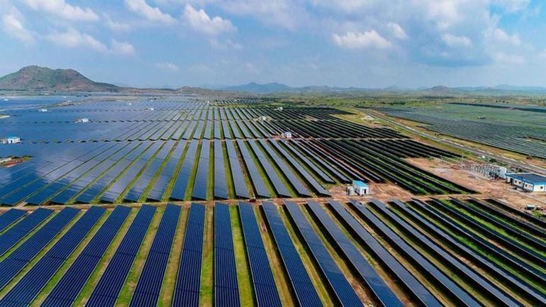 The Biggest Utility-Scale Solar Farms on Earth