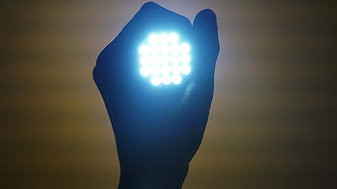 Когда наука несёт свет: учёные предложили производить светодиоды без редкоземельных металлов