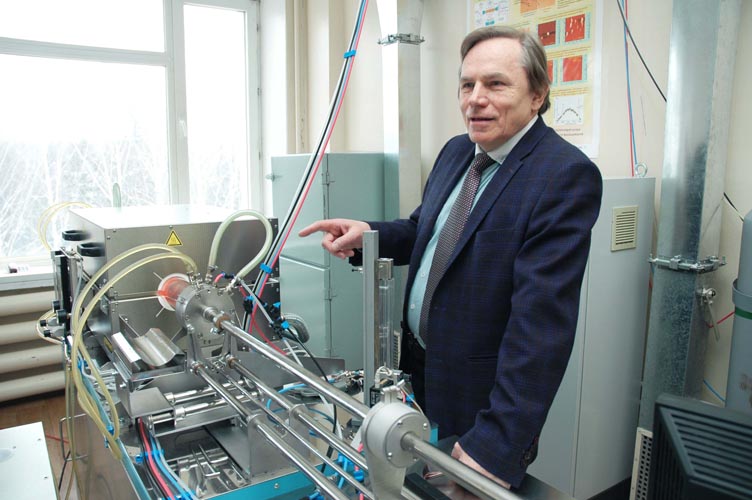 Ученые из новосибирского Академгородка создали ключевые наноэлементы для посткремниевой электроники и нейрокомпьютеров