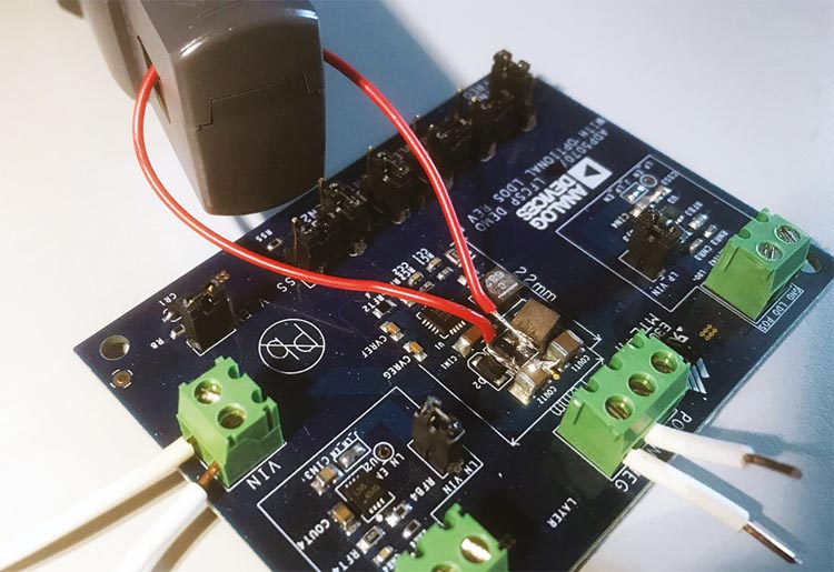 Practical setup for inductor current measurement.