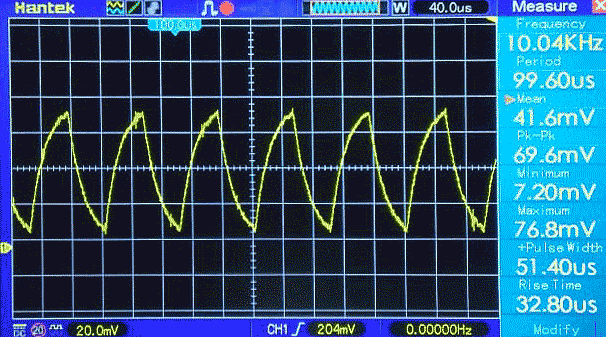 Выходной сигнал фотоприёмника на частоте 10 кГц.