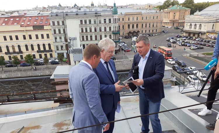 Стартап Solartek установил инновационные солнечные крыши на здания Санкт-Петербурга