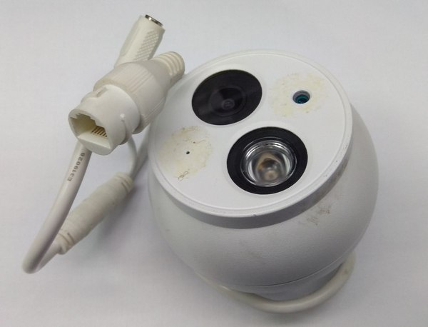 Dahua DH-IPC-HDW4421E IP-camera.