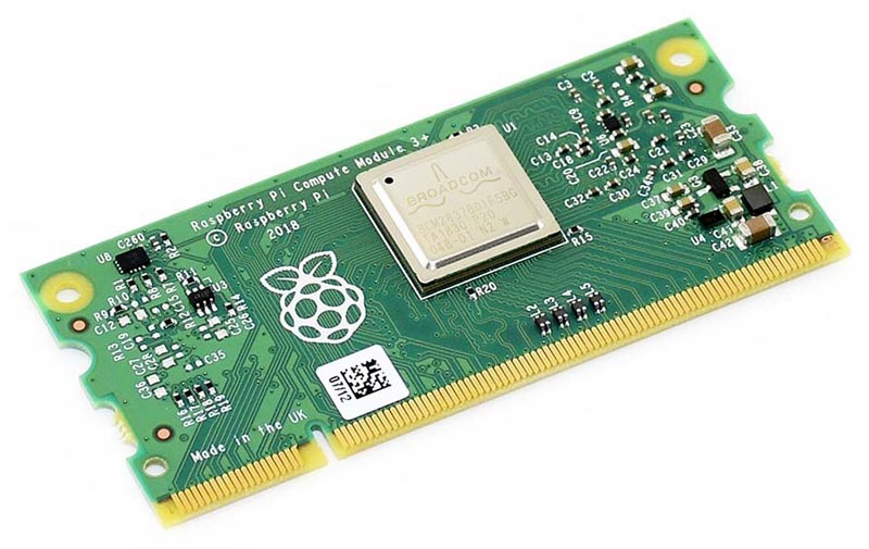 The Raspberry Pi Compute 3+ (a) and Compute 4 (b) are COM systems designed for industrial carrier boards.