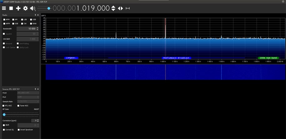Данные радиоэфира на водопаде с удаленного SDR-устройства.
