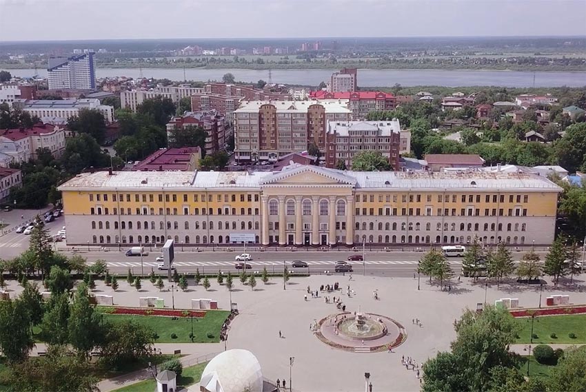 Цифровые интеллектуальные системы энергоснабжения космических аппаратов нового поколения разрабатывают в ТУСУРе