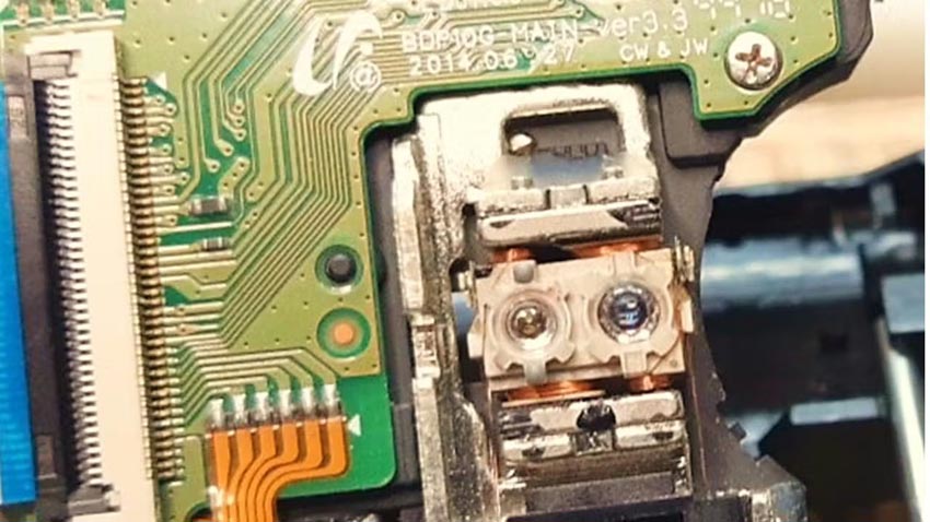 Laser outlet lenses of an OPU.